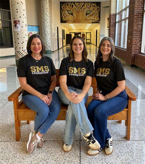 sms_jaguars's tweet photo. Celebrate with us! 🎉
Our Sartartia counselors continue to shine—earning the CREST Award for four straight years and being recognized with the Leadership Award this year.
We are so proud of your dedication and leadership! https://t.co/ZguR9LreW8