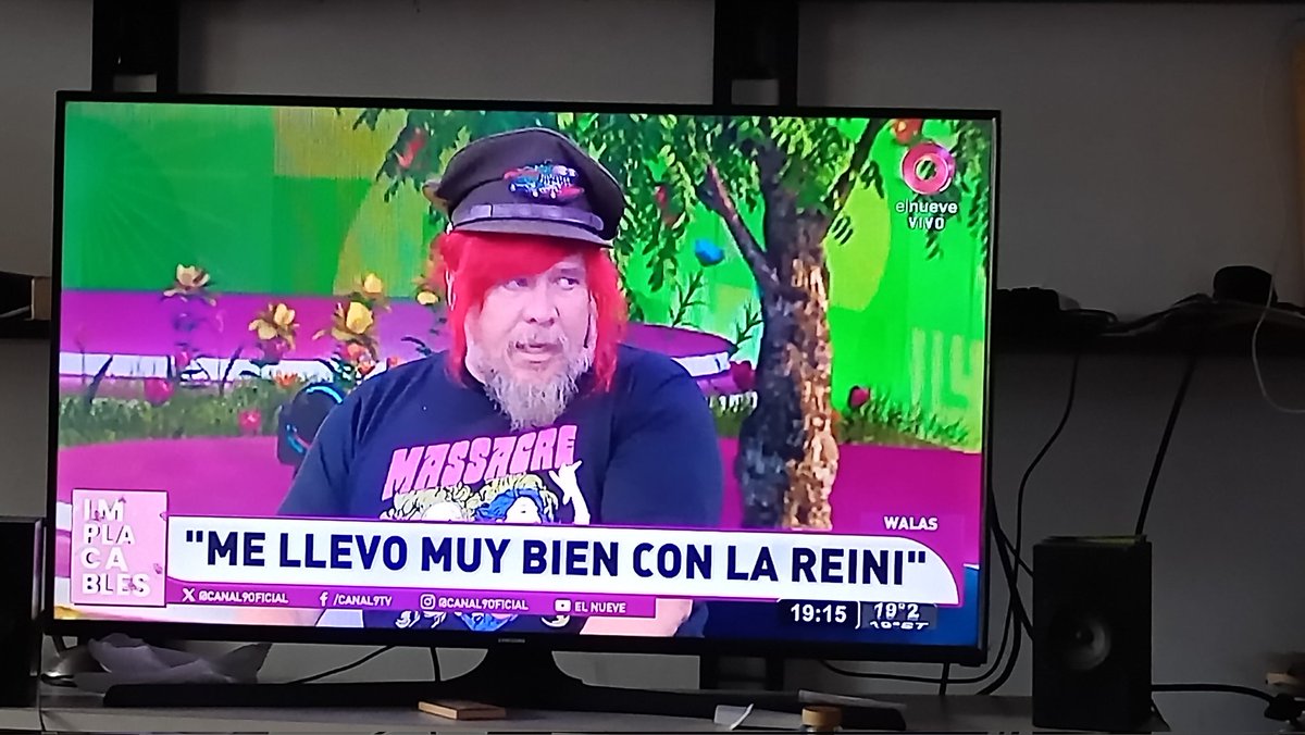 De Hijos del Sinaí a sentarse con Roccasalvo. Cada día lo quiero más a Walas.