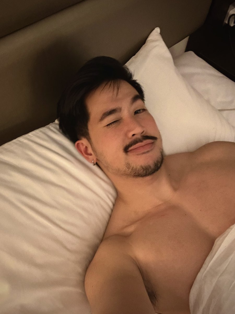 javan_lev's tweet image. hi ☺️