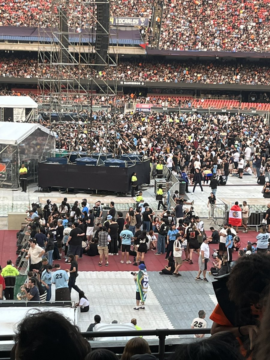 Frefinha's tweet image. OAAASIIIIISSSSSSS 🇧🇷🇧🇷🇧🇷🇧🇷🇧🇷🇧🇷

#oasislive25 #Oasis #LiamGallagher #NoelGallagher