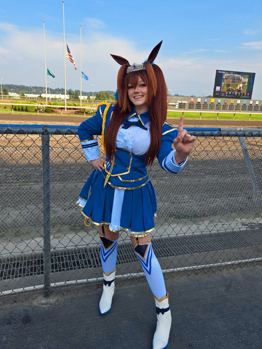 daiwa scarlet good twintails :) 
taken at emerald downs last season 👀 

#いいツインテールの日
