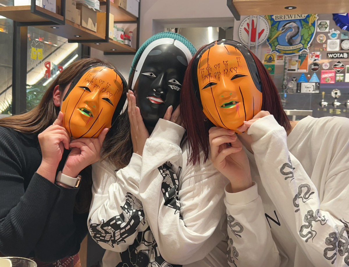 ren09hina07's tweet image. 2025.11.22

FOSS会
久しぶりみんなに会えてFOSSも飲めて
最高すぎた。。。(´；ω；｀)💗
やすこちゃんも参加できてよかった♡♡
ほんとみんな大好きです🤍🤍

 #FACT
 #FOSS 
 #能面姉妹