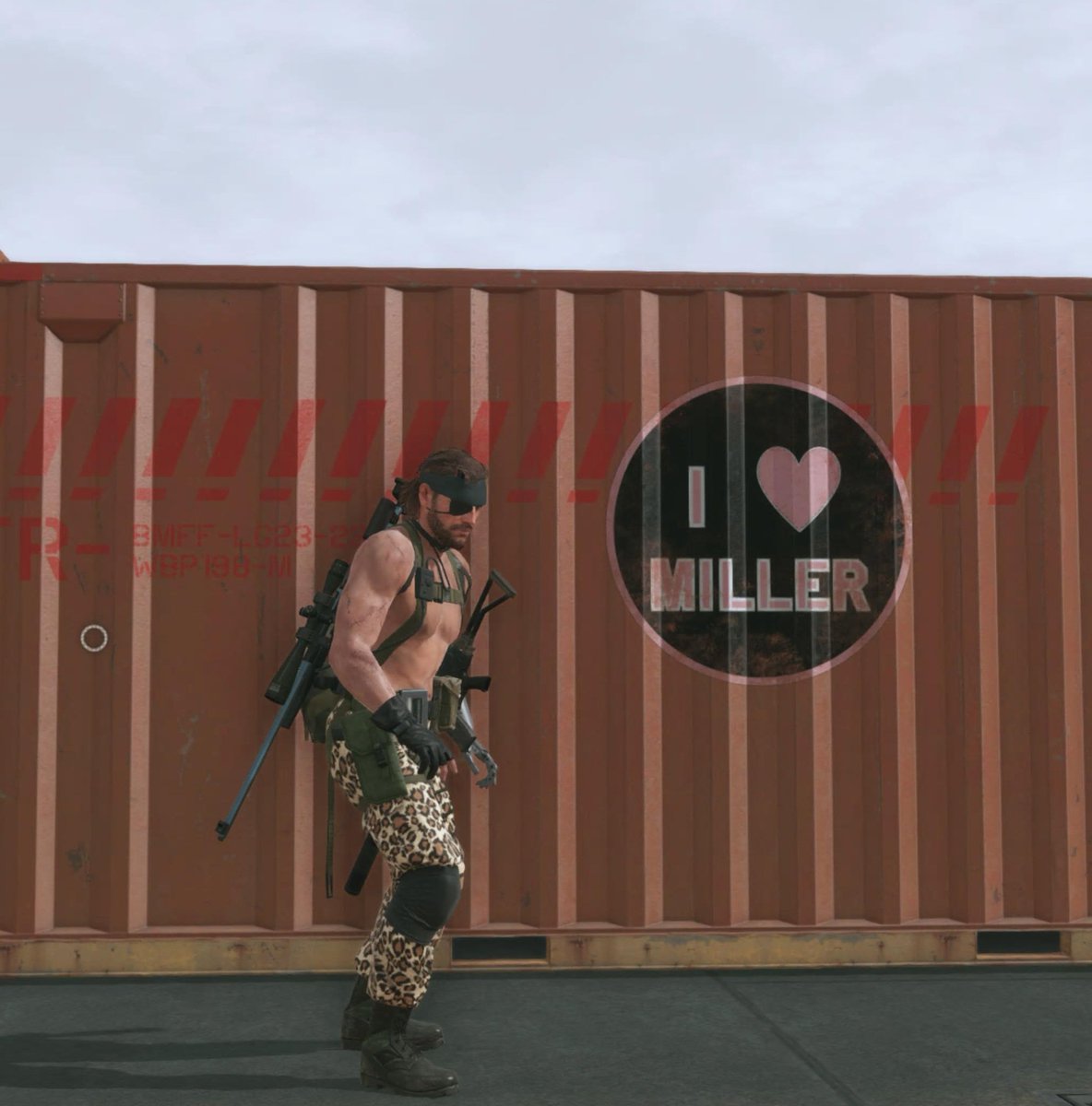 L0V3L0CK's tweet image. WHAT DO YOU MEAN &apos;DEATH BY SUICIDE&apos;?? WAS MY &quot;I HEART MILLER&quot;, PINK MOTHERBASE, ANIMAL PRINT UNIFORMS THAT BAD 😭