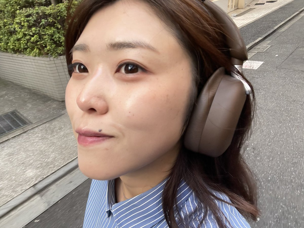 _chocoichi56_'s tweet photo. TIRTIR -MESH FIT RUBY CUSHION-気になってていざ使ってみたらツヤもカバー力も申し分ない! 24h経ってもヨレも気にならないPDRNクッション◎
クーポン適用前:3,520円　クーポン適用後:2,305円　35%OFF
11/15(土)から発売開始ですって！いそげ〜💨
https://t.co/GtTiVCahNK
#TIRTIR #PDRNクッション https://t.co/26l43U8jip