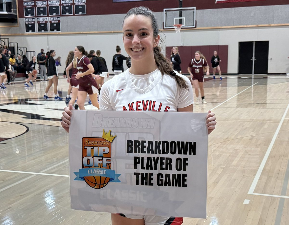 BreakdownUSA's tweet image. Nice work today by Lakeville North sophomore Lauren Robison who sparked the Panthers to a win over Chaska. Lauren is our @breakdownusa Tip Off Classic Player of the Game.