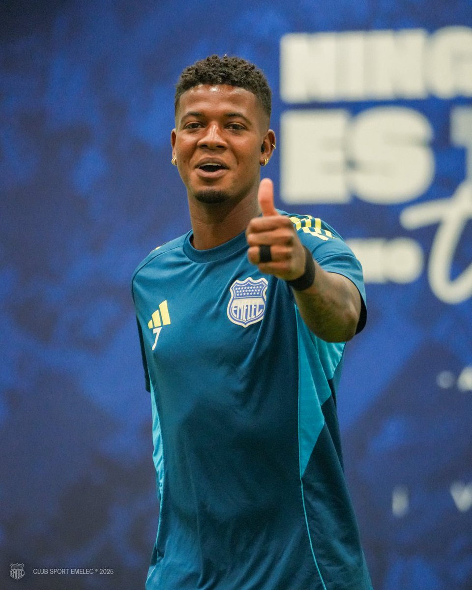 CSEmelec's tweet image. Ya estamos en nuestra casa.

#VamosEmelec ⚡️