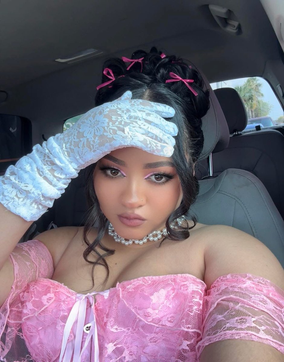 Puedo ser tu princesa putita?