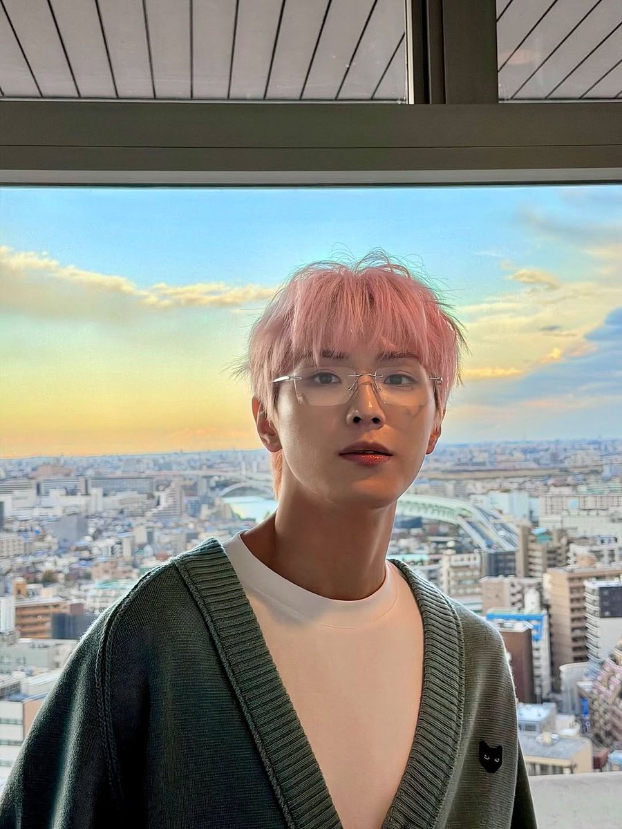 yonghee_updates's tweet image. 251122 update

#CIX #씨아이엑스 #YONGHEE #용희 #KIMYONGHEE #김용희
@CIX_Official @CIX_twt