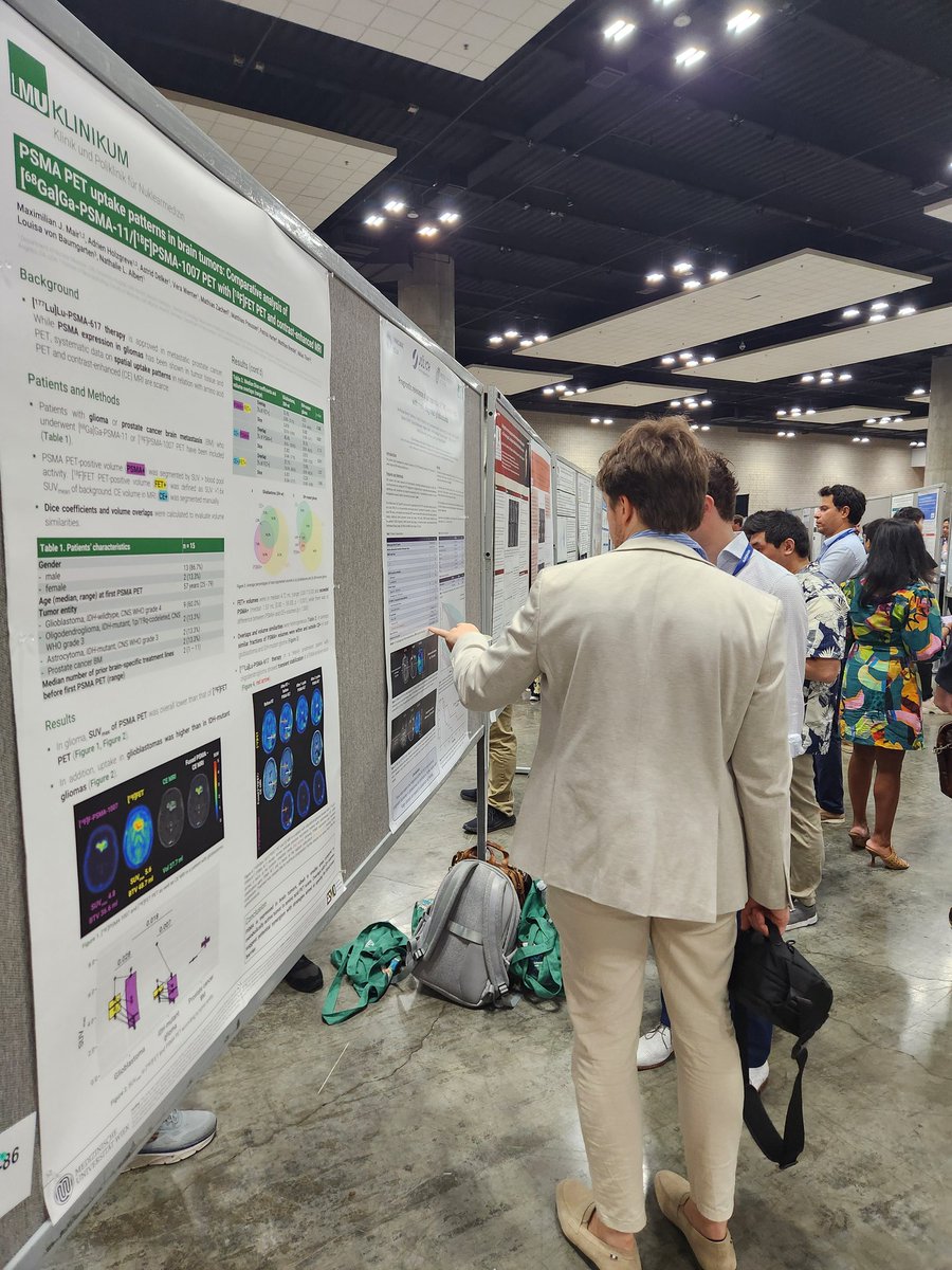 NeuroOnc's tweet image. Exploring new research and connecting with colleagues at the Saturday #SNO2025 Poster, Rapid Reports and Networking Session. #ScientificMeeting