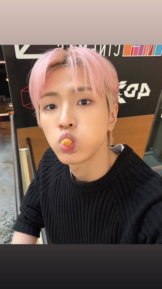 yonghee_updates's tweet image. 251122 update

#CIX #씨아이엑스 #YONGHEE #용희 #KIMYONGHEE #김용희
@CIX_Official @CIX_twt