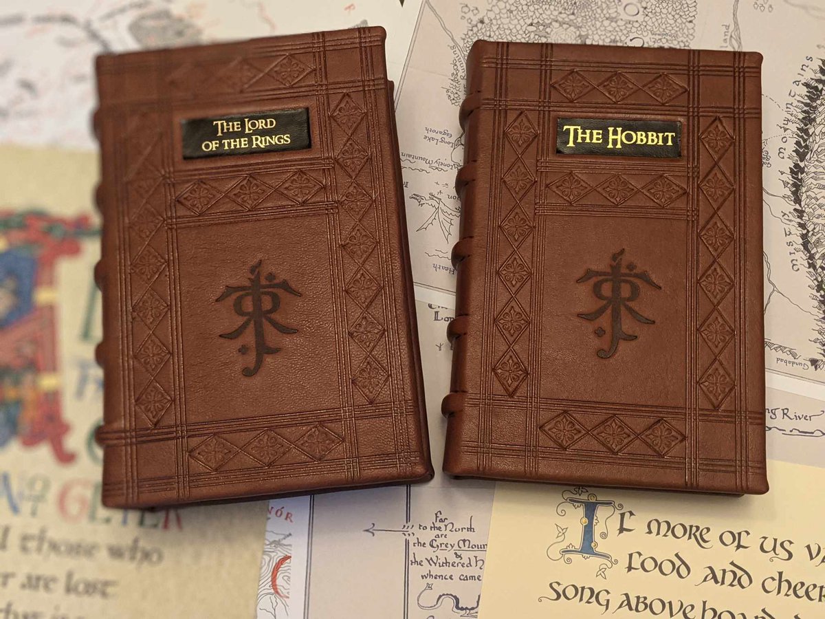 AHomelyHouse's tweet image. Six days left to enter the Medieval Tolkien giveaway. Is this set going to be yours this Christmas?
rafflecreator.com/pages/93383/me…