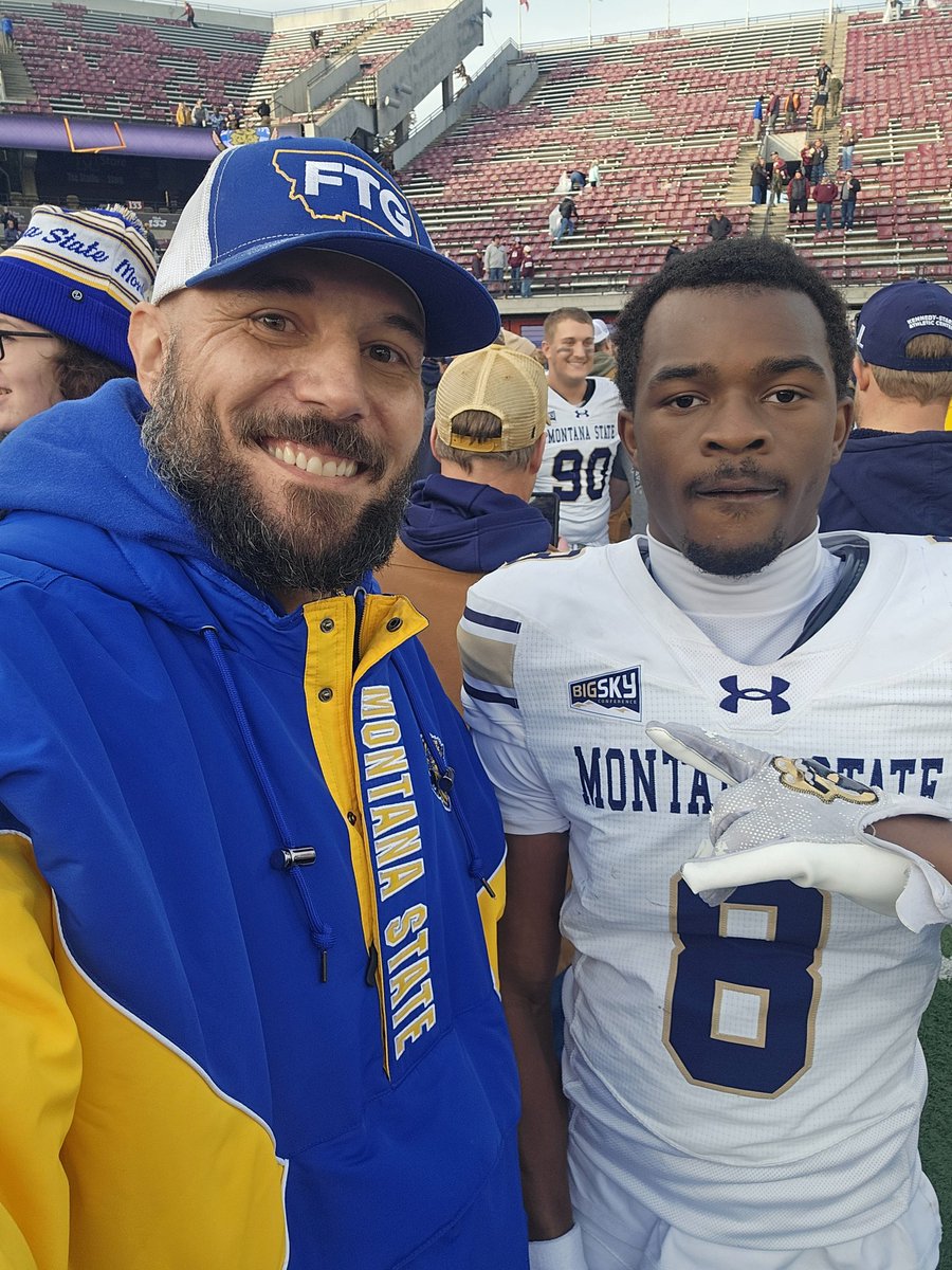 𝖀𝖓𝖌𝖊𝖗𝕾𝖆𝖑𝖊𝖘 𝕺𝖓 𝖃 tweet media