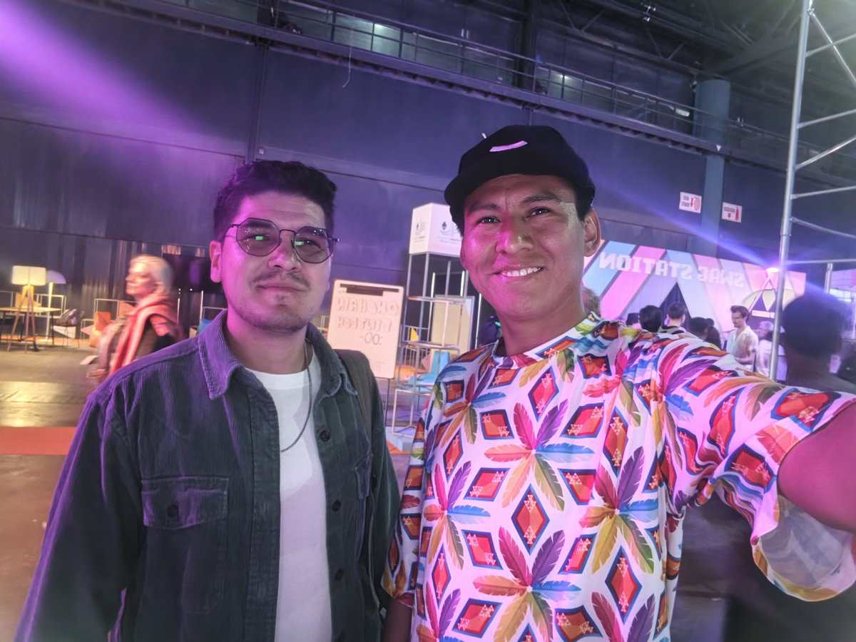 criptopepe1's tweet image. Con @nicnode  empezamos @EthereumBo hace 3 años y ahora somos un team enorme en Santa Cruz, La Paz y cochabamba🇧🇴.
Gran reencuentro en @EFDevcon 🇦🇷