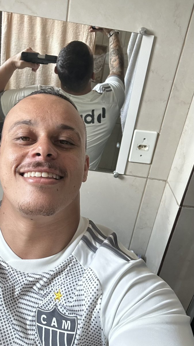 viniciusjacaa's tweet photo. @Atletico Espero que estejam felizes rebanho de desgraça https://t.co/0e8foYDJlH