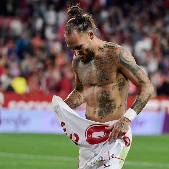 FutbollSevilla's tweet image. Nemanja Gudelj al #Genoa todo cerrado , la oferta de más de 1 millón de euros será aceptada por el #SevillaFC en los próximos días.