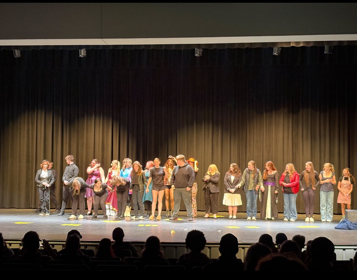 JHS ‘Page 2 Stage’ was fantastic in their fall theatrical production. So many amazing performances by amazing students! Great job by all!