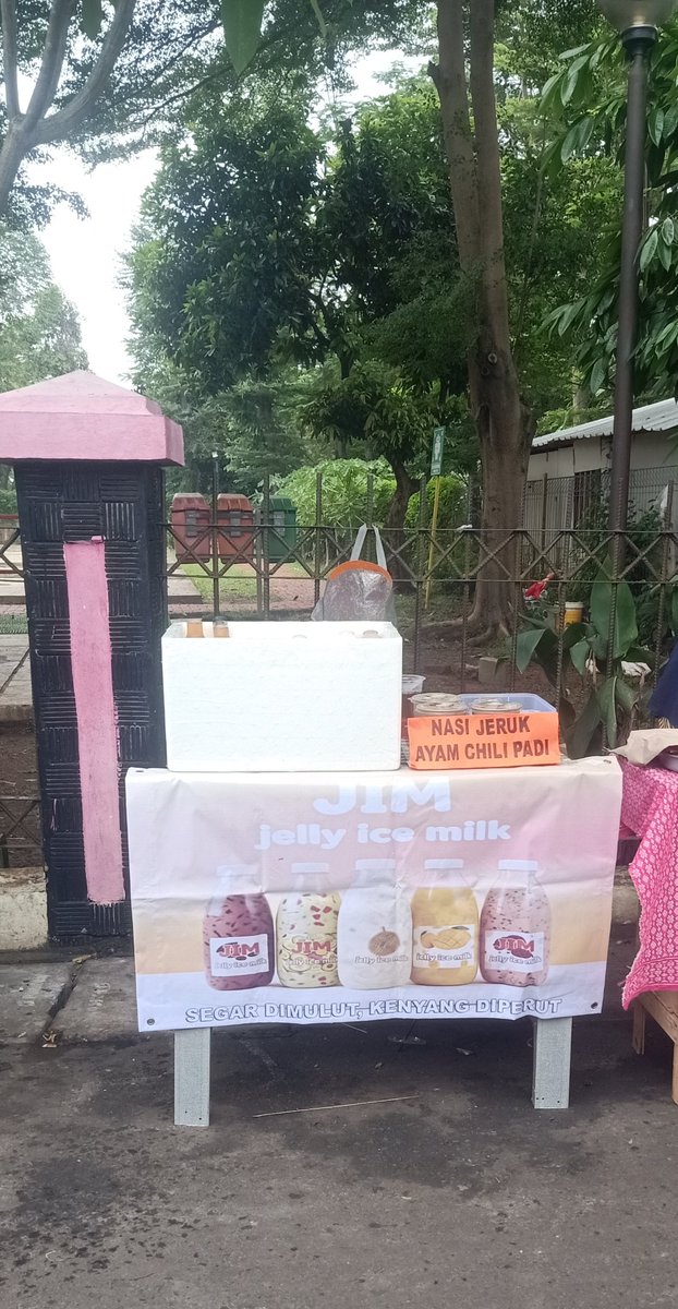 Bismillahirrahmanirrahim 
Balik lagi di taman kopi
Jim and nasi Chili padi nya

Yuk ah kepoin yang dekat merapat 
Yang jauh insyallah bisa kita bagikan insyaallah amanah
DM terbuka lebar
