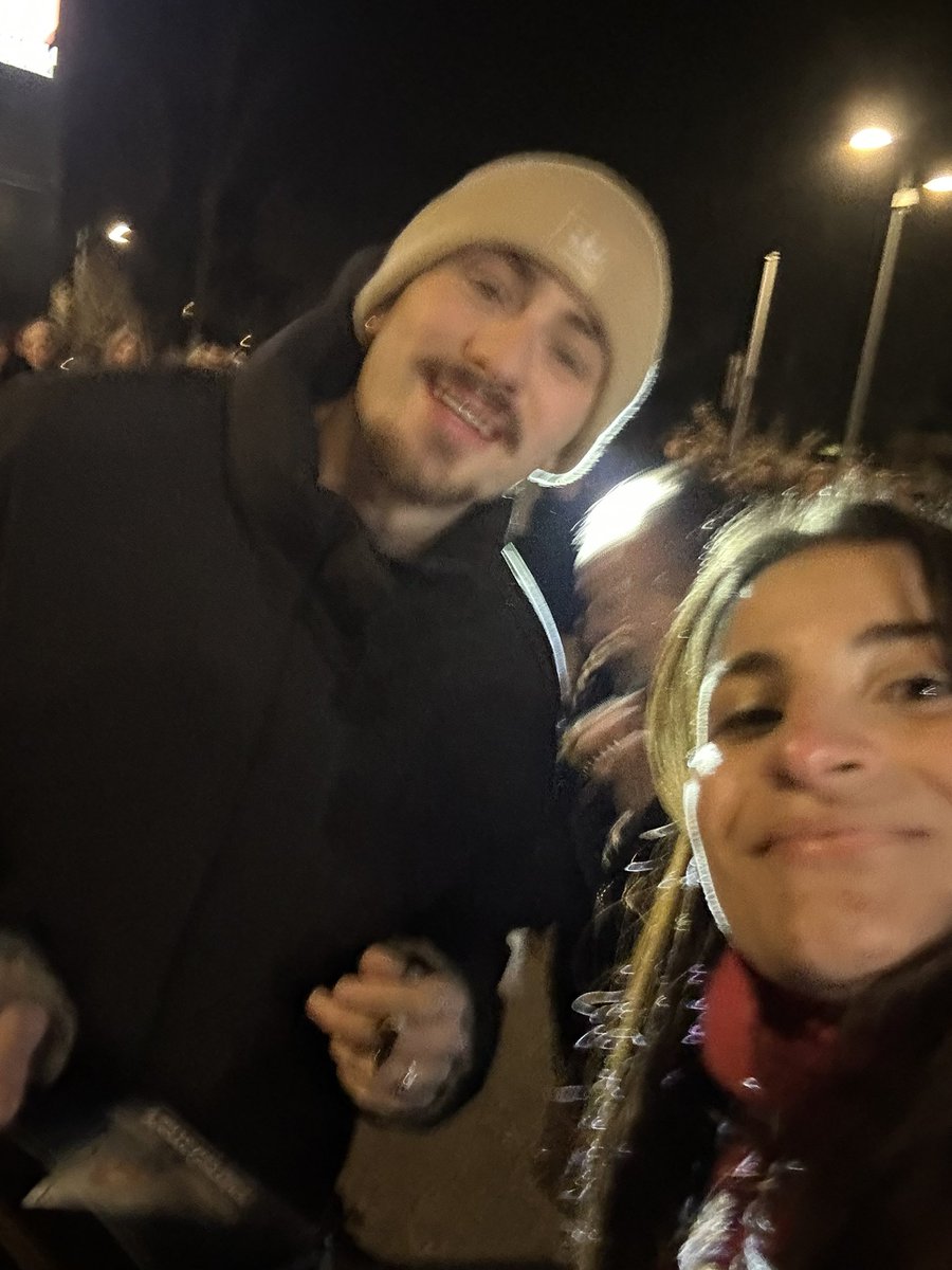 romane ⋆.˚ 🐈⬛ tweet media