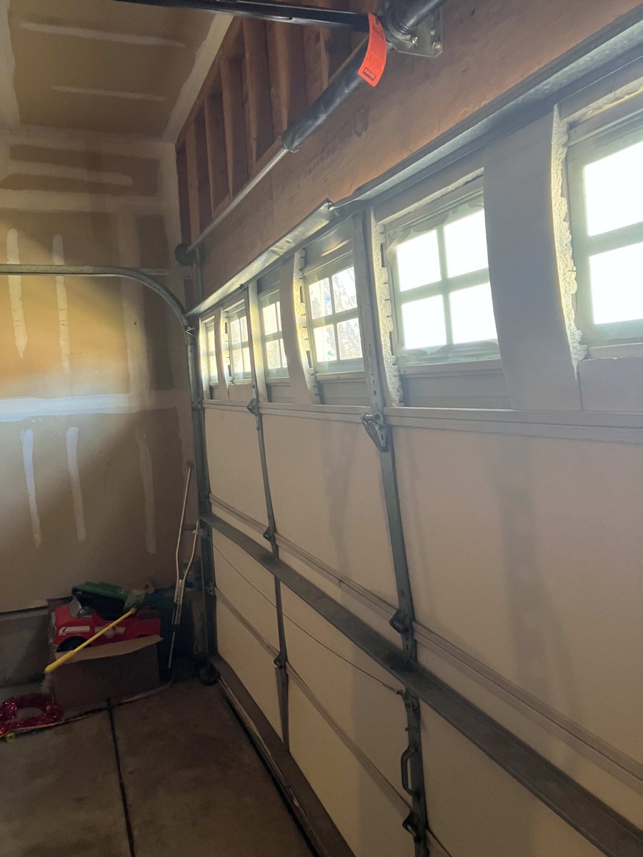 ProLiftDoorsCOS's tweet image. Our team at ProLift Garage Doors of East Colorado Springs was called in to upgrade a damaged garage door with a brand new installation. 
✅ Replaced broken panels
✅ Installed new windows for natural light
✅ Sealed edges for energy efficiency

#coloradosprings