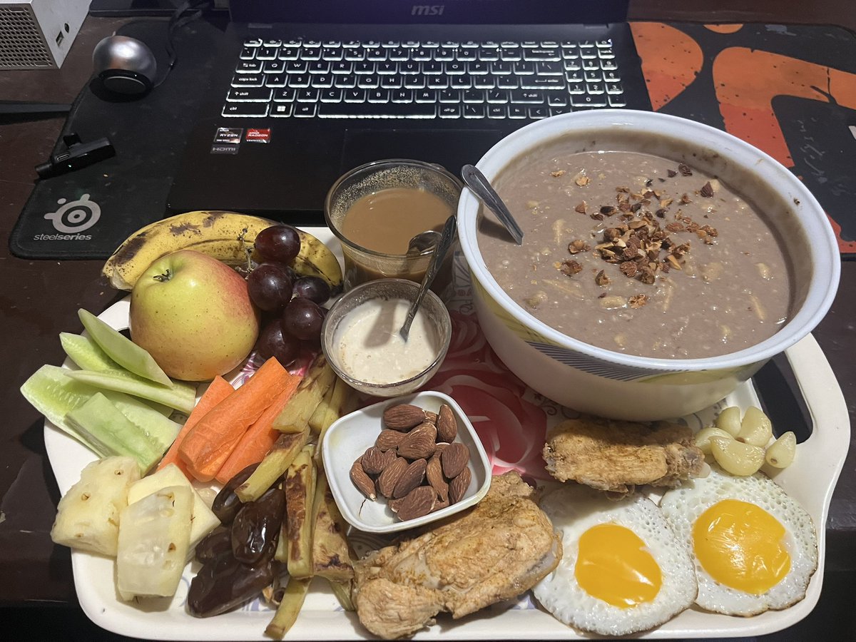 msa_rudra's tweet image. Thanks to almighty 🫶 for the food

Today’s pre workout 🍽️ 

- ☕️ , 🐔, 🍏, 🍜, 🍊, 🍇, 🍌, 🍳 

23 November 2025

#preworkoutmeal #preworkout
#AnimalBased #BodyBuilding #Diet