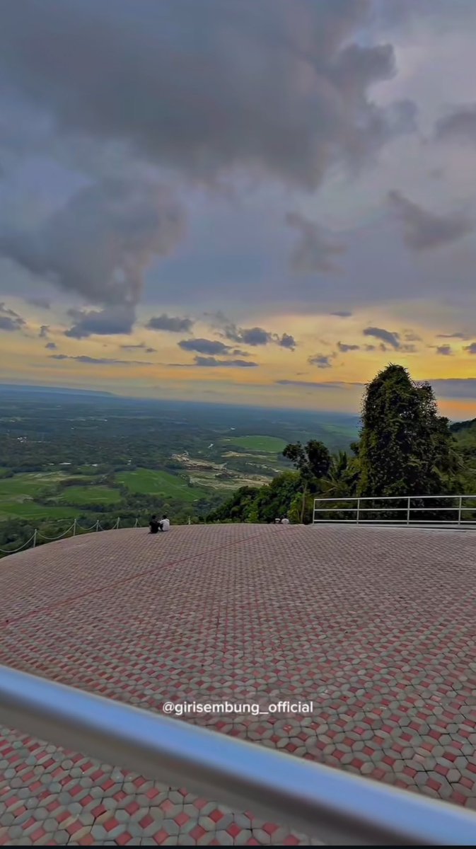 panoramaKP's tweet image. ● Spot SENJA dan SUNRISE di Kalibawang, Girisembung.

● Foto dikirim oleh : @girisembung_official
● Lokasi : Girisembung, Kapanewon Kalibawang, Kulon Progo, Yogyakarta.
#panoramakulonprogo
#kulonprogo
#jogja