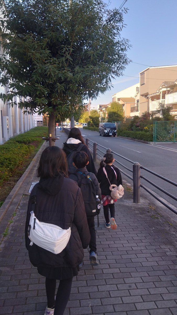 sayonaomomo's tweet image. ディズニーへ。。