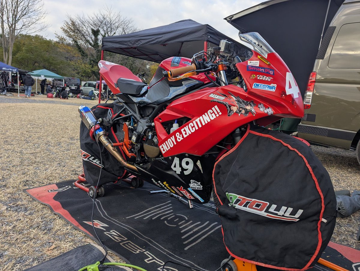 ki84hayate's tweet image. SSkillers最終戦です
#Ninja250SL
#SSkillers
#目標青旗振られない
#漢の単気筒バトル