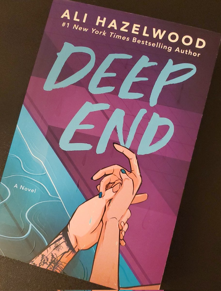 ScarlettRoseFL's tweet image. Finished the ACOTAR series. Offically 90 books read this year so far. Now time to read some of the books in my collection that havent gotten love. First up Deep End. #BookAddict #ScarlettReads