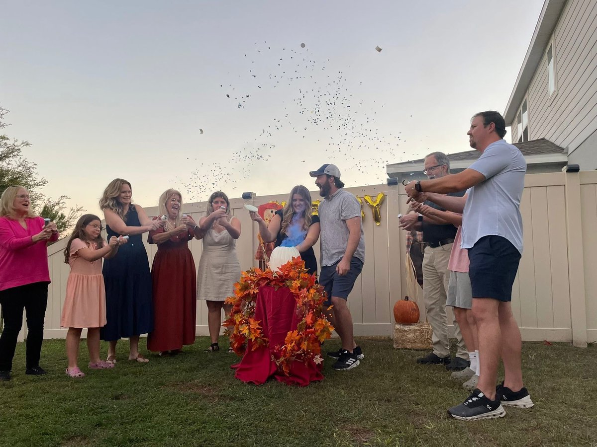 Allie Uncharted 🌸🏝️🌼 tweet media