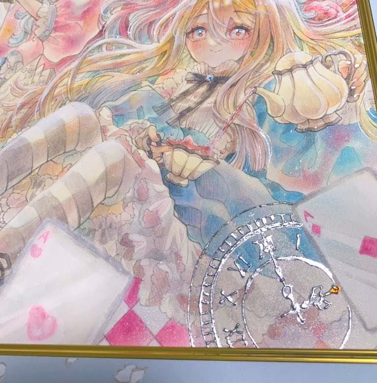 papapaparum's tweet image. #三連休はフォロワーさんが増えるらしい 
#絵柄が好みって人にフォローされたい 

最近は立体感のある箔にはまりつつ、水彩やコピックで楽しく絵を描いてます🌸
よろしくお願いします✧*