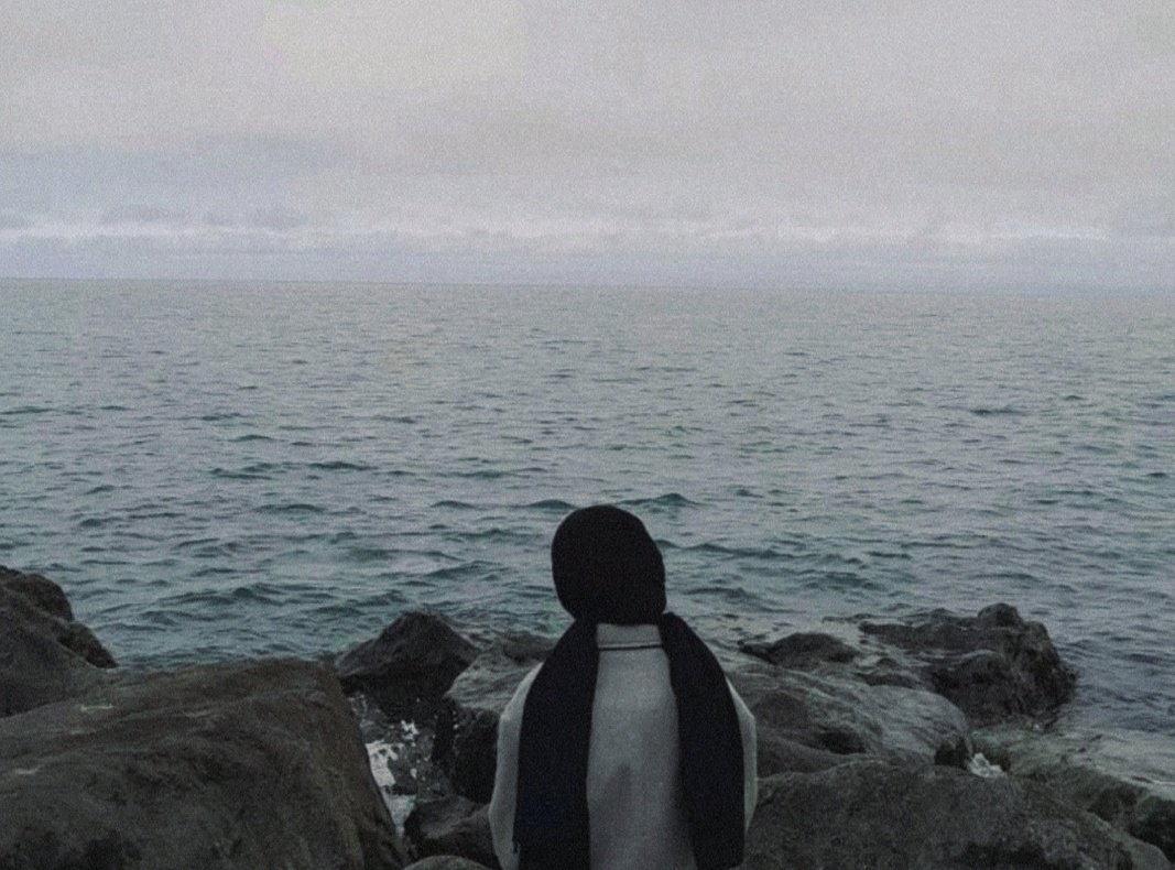 "Hiç kimseyi yalan söylediğini anlayacak kadar tanımak istemiyorum.."