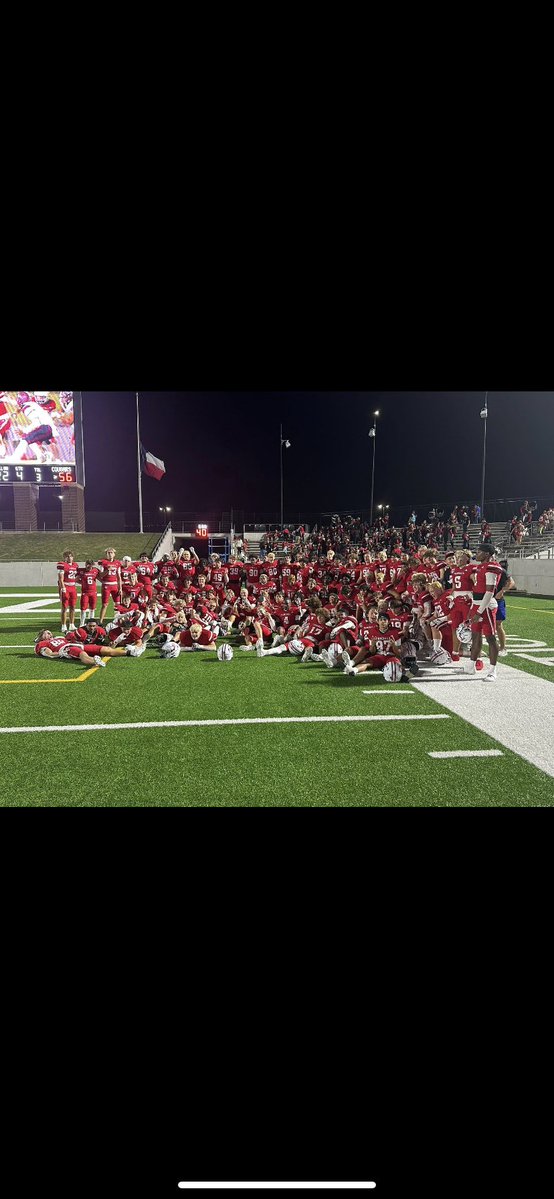 kelvinbecks9's tweet image. Dear @FootballTomball thank you for the 4 year experience I&apos;ve gained brothers a family and relationships that most people would dream of I love you all from my team all the way to the fans 26✌️❤️ #coogforlife #itswhatwedo