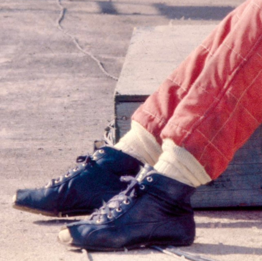 <a href="/reutemann_cora/">Cora Reutemann</a> <a href="/matisanchez/">Matias Sanchez</a> las puntas recortadas...
todo un sello!
♥️