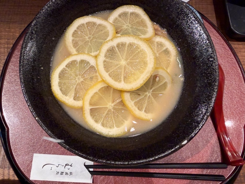 🐝☘️328はポンコツのポン👻📸 tweet media
