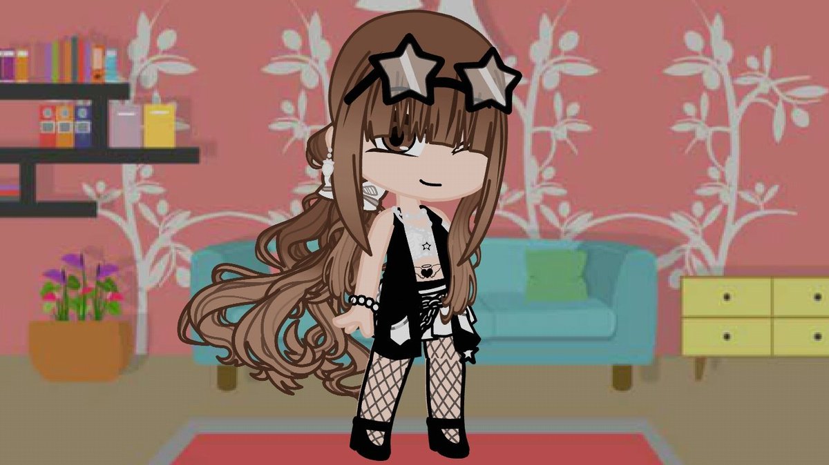 Mia ( Barely Online And Post ) tweet media