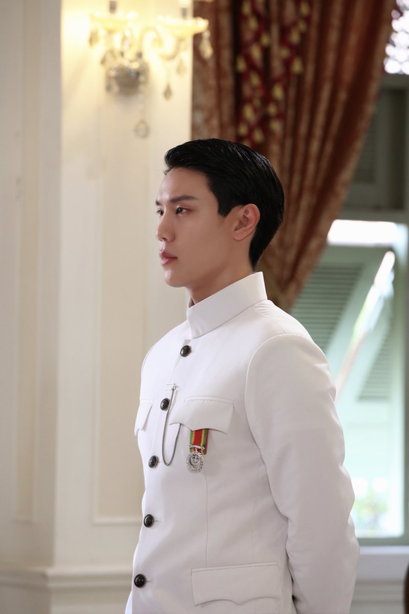 BonjourRati's tweet photo. วันนี้กระผมเปิดรูปถ่ายที่ได้บันทึกไว้ ก็อดหวนคิดถึงวันวานมิได้ขอรับ https://t.co/FOMEqjwAV0