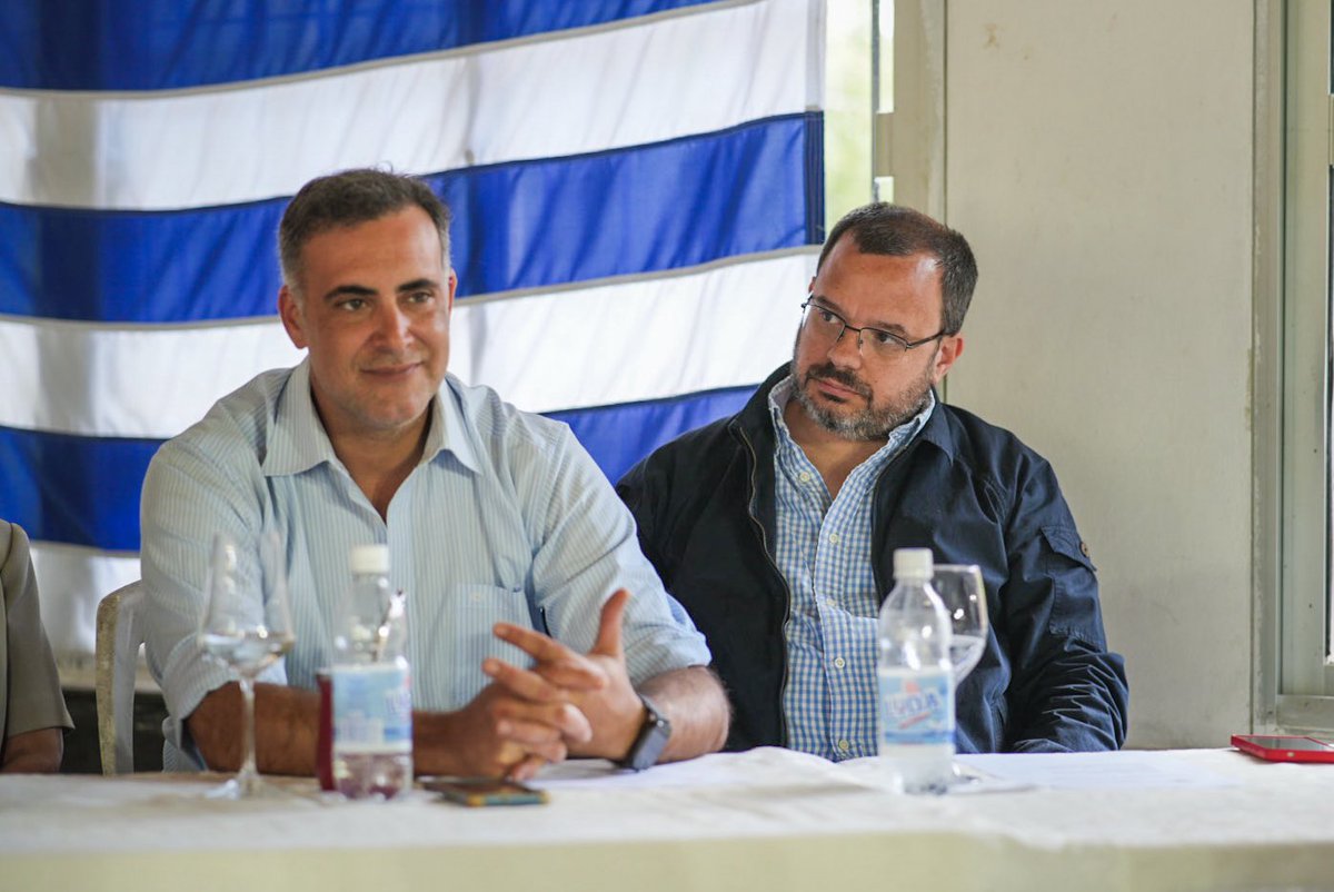 📌  Hoy se realizó una reunión conjunta del Comité Ejecutivo Nacional del Partido Colorado y el Comité Ejecutivo Departamental de Treinta y Tres, un espacio de diálogo para seguir construyendo propuestas y fortalecer la presencia del Partido en todo el país.

#PartidoColorado