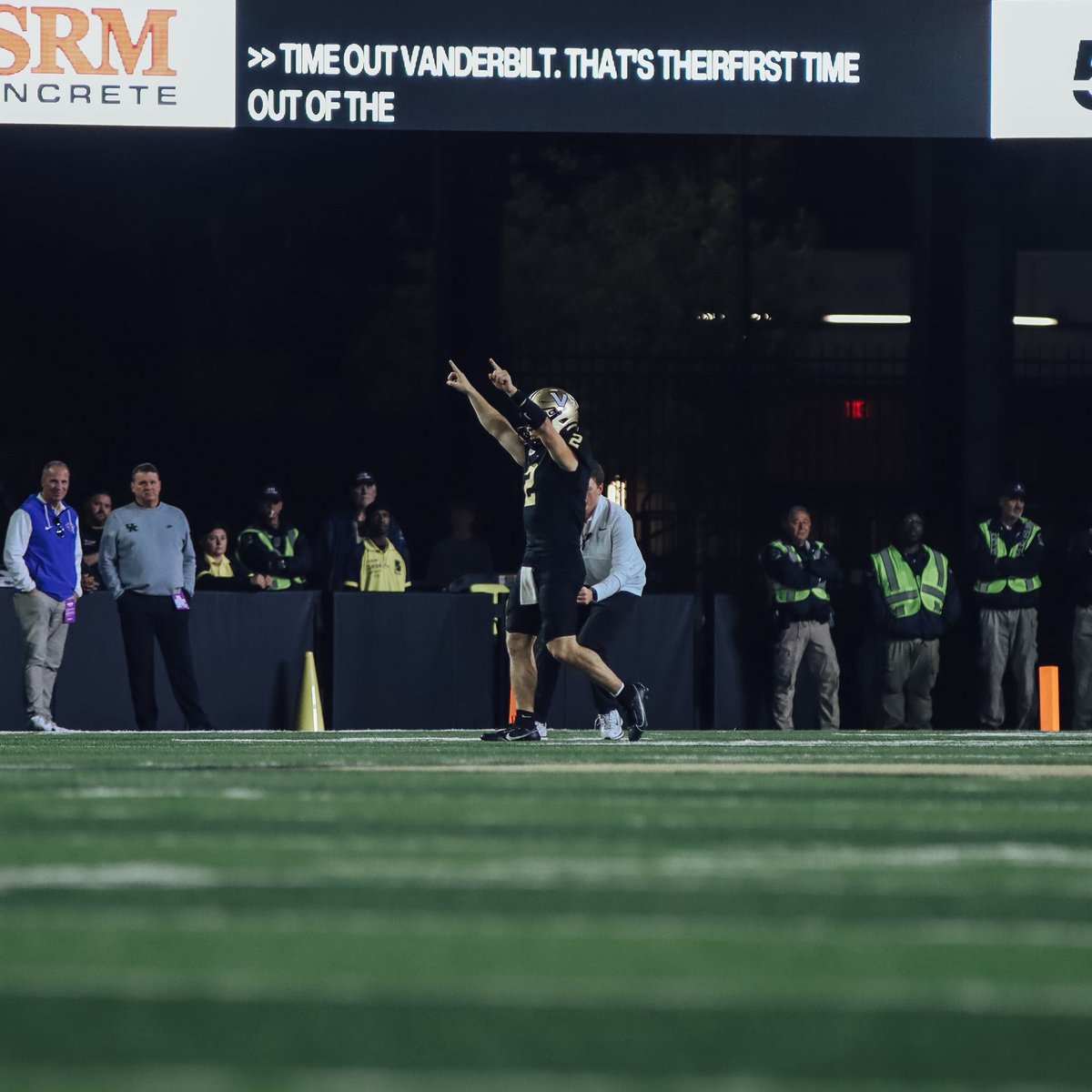 .<a href="/diegopavia02/">Diego Pavia</a> curtain call 

<a href="/TheGameNash/">TheGameNash</a>