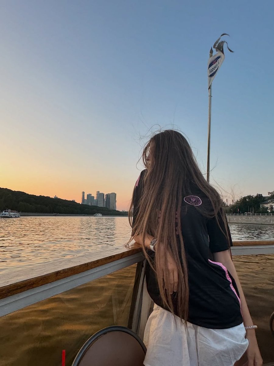 ManonArmand's tweet image. Last year&apos;s trip included enjoying the tranquil and magnificent views of Moscow near Luzhniki. 🌊✨ #Moscow #BoatTrip #scalecomputing