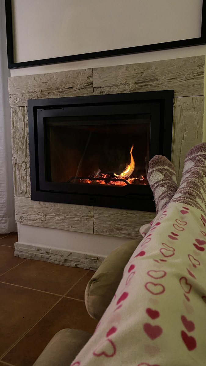 Hoy, así, no necesito más. Bueno si, hibernar como los osos para no salir a la calle hasta mayo.