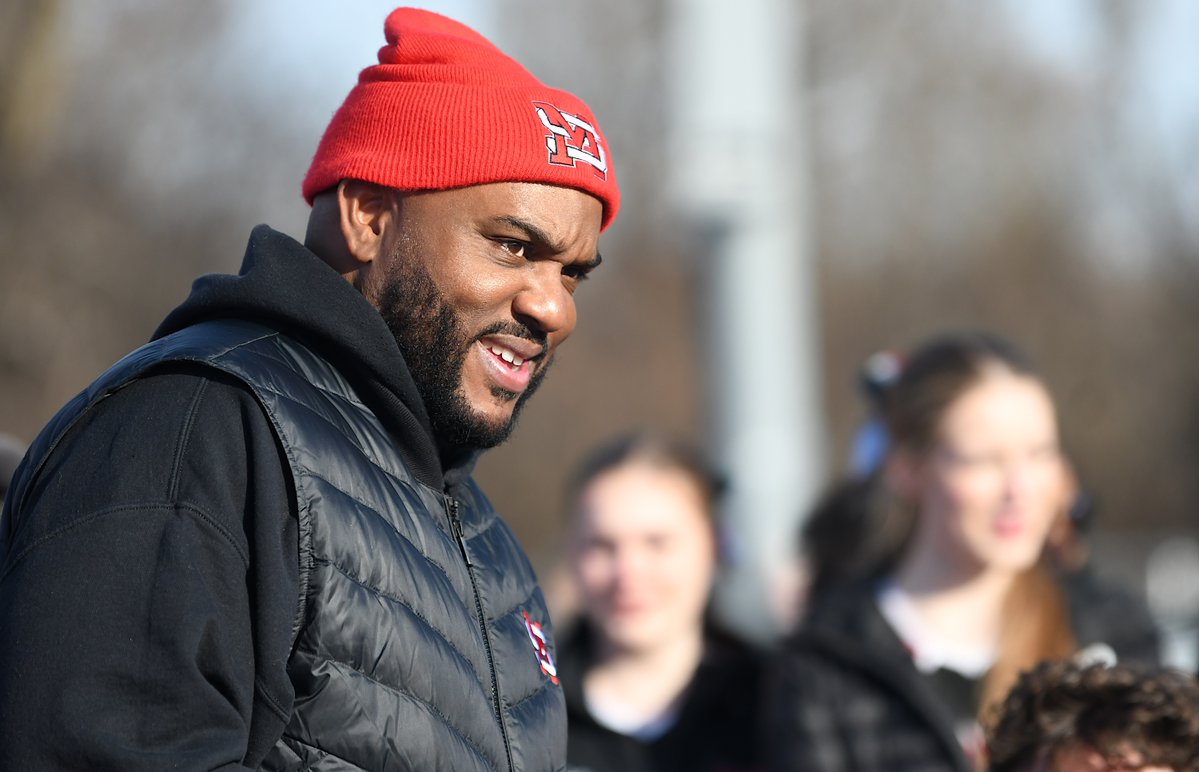 And happy birthday to this dude, who got serenaded by his team, postgame &gt;&gt;