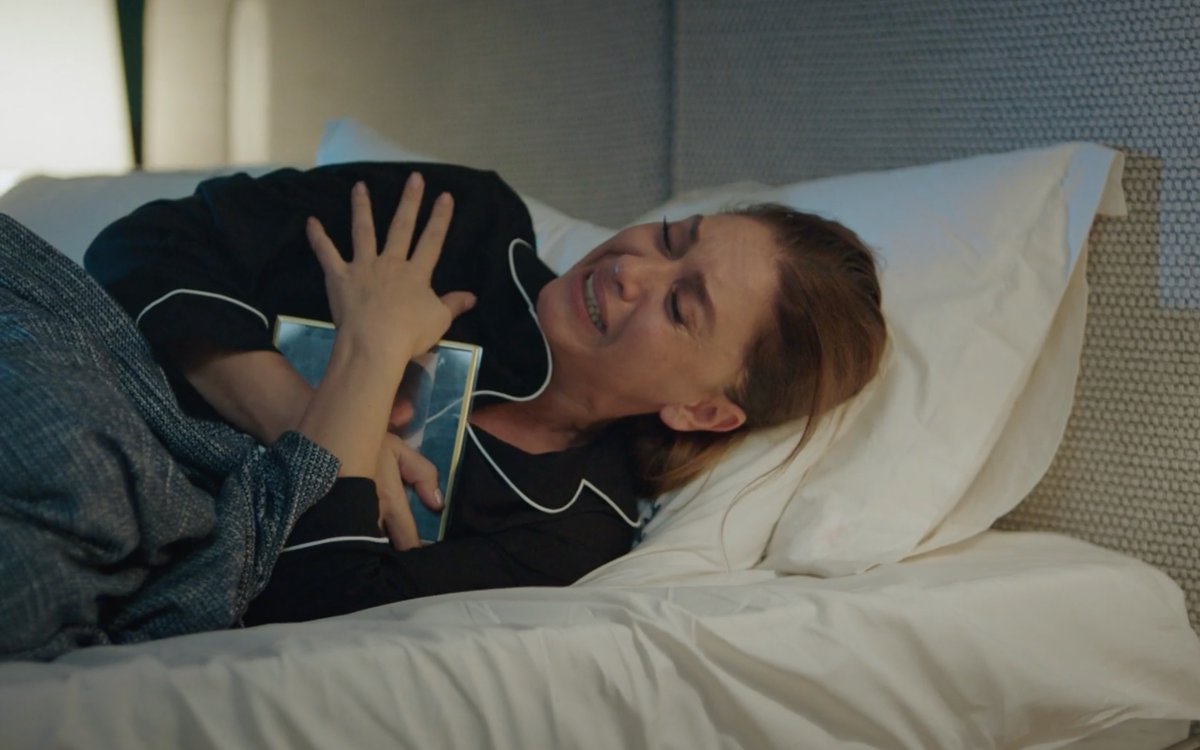 Ömer’in oğlu yaralandığında Kıvılcım’ın desteği

VS

Kıvılcım’ın kızı öldüğünde Ömer’in sıfır desteği 

#kıvmer #kızılcıkşerbeti

Ne polis raporu ne yedi gün hapis, Ömer’in bu acımasızlığını açıklayamaz. senaristlerin bunu yazmasına hâlâ inanamıyorum <a href="/kizilcikshowtv/">Kızılcık Şerbeti</a>  <a href="/BrsKILIC/">Barış Kılıç</a>