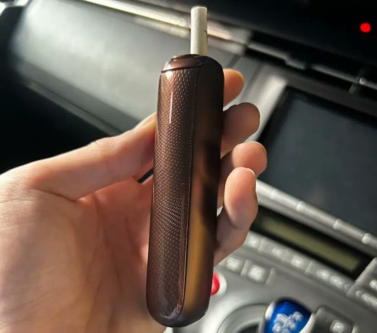 プルームオーラ【ブロンズロイヤル限定色】をレビュー❗️

フロントパネルのドット柄が特徴的。集まった実物写真はこちら👇↓↓↓
i-setu.com/ploomtech/aura…