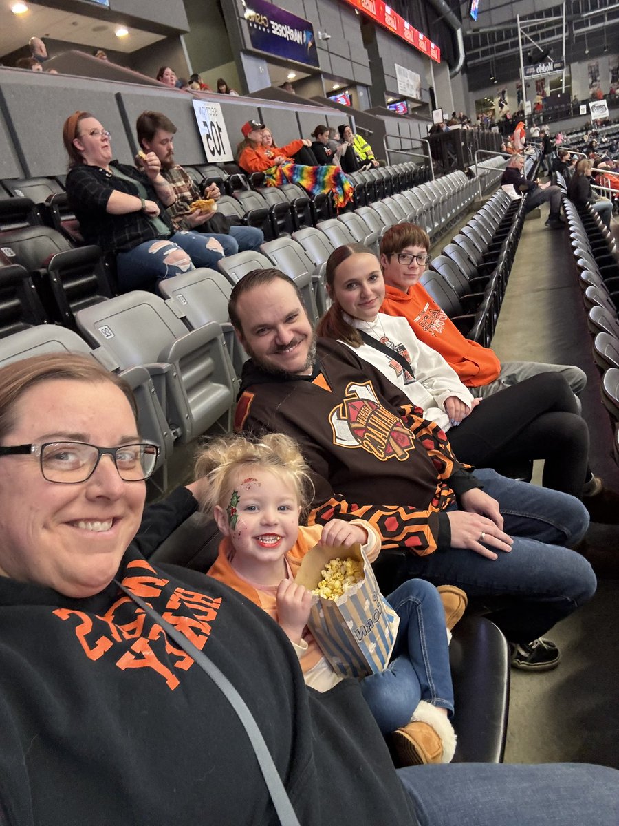 Kelli Baker tweet media