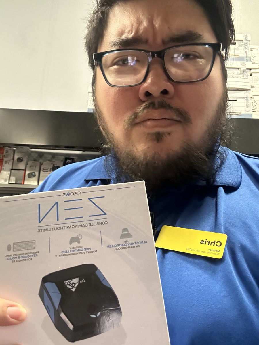 Lumpia_Doncic's tweet image. A customer came in and returned this today. I asked him why he wanted to return it, he said the scripts don’t work 🤣🤣🤣