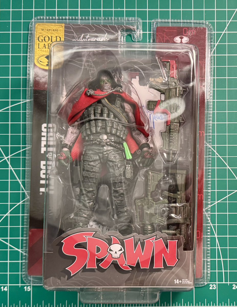 redspawnrising's tweet image. Burned Spawn (Call of Duty) Autograph Series Gold Label 7&quot; Figure. 

#Spawn ⛓️🤘🔥