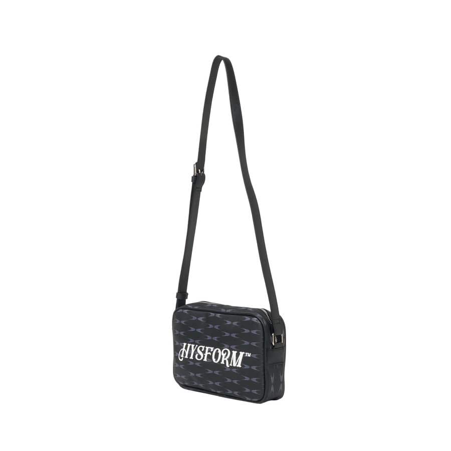 vertical_garage's tweet image. 【HYSFORM】
2025 FALL / WINTER COLLECTION

■ITEM LINE-UP
CREST MINI SHOULDER BAG
PRICE：¥9,900 tax-in
COLOR：Black
SIZE：Free

【ONLINE】
x.gd/0yB3oi

@ballistik_fext
@hysformofficial 
#BALLISTIKBOYZ
#HYSFORM