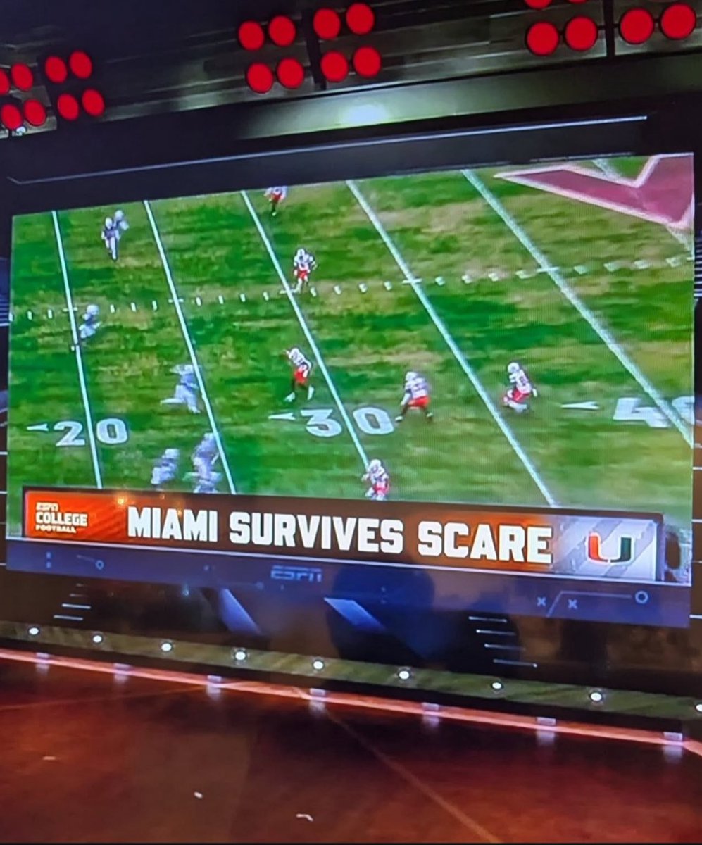 ItsAUThingBlog's tweet image. Hey @ESPN, go f**k yourselves.

This is the sports media version of third-world propaganda.

We know you frauds are bought and sold after paying $3-billion for your #SEC television rights—and we heard Louis Riddick with his propaganda non-stop in the #Miami game; just hammering…