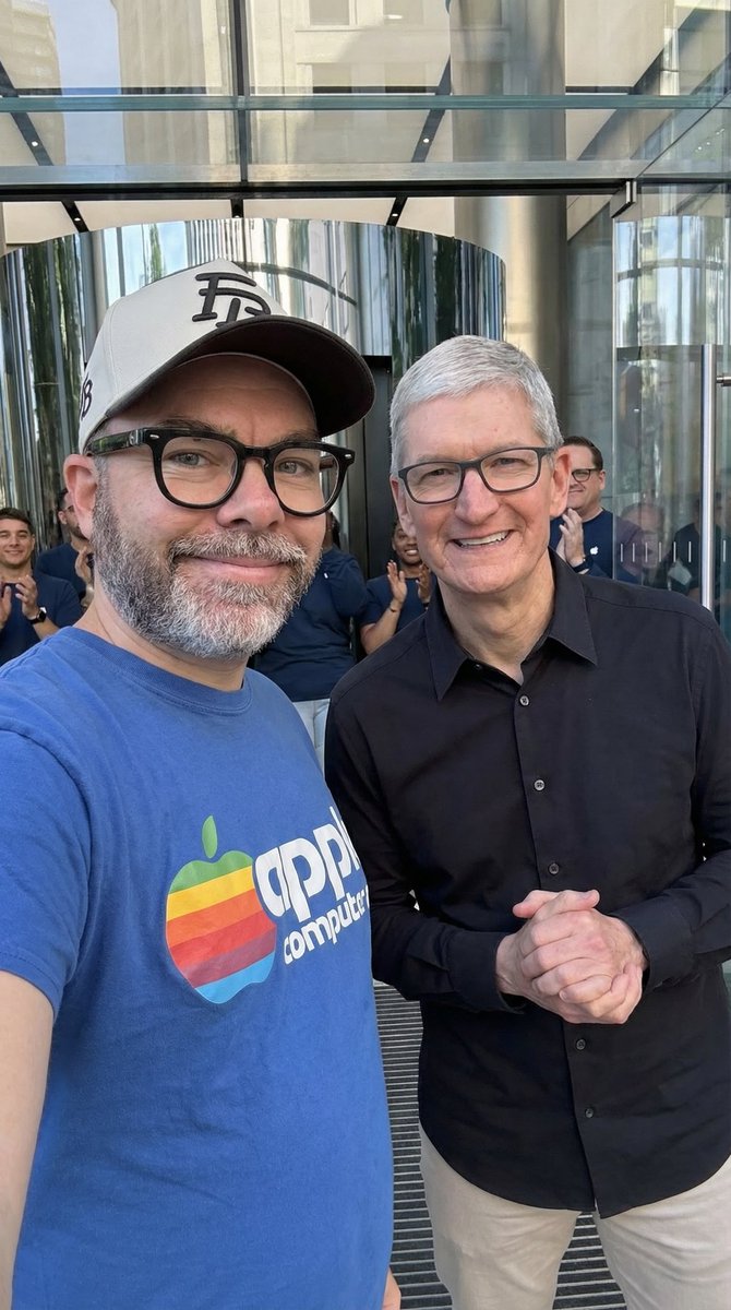 This is 2026! You wait and see #apple #timcook A Vision…. Experiment