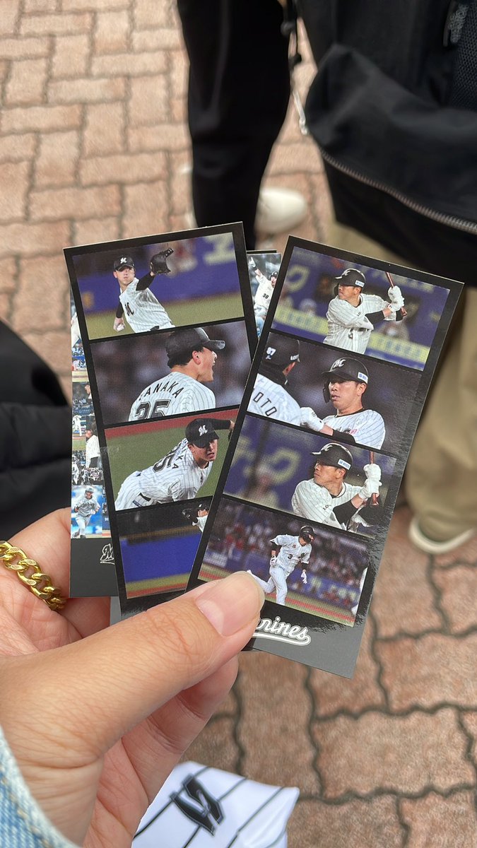 交換､買取アカウント tweet media